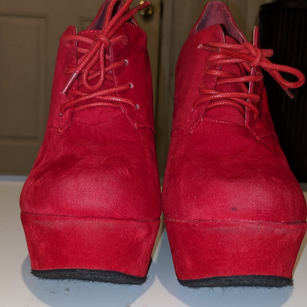 Delicacy Red wedged heels - Picture 4 of 6